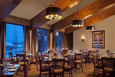 snake river lodge breakfast.